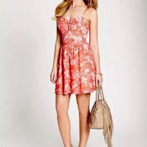 Like new GUESS coral lace floral mini smock dress with corset top 💐